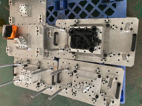 汽車配件模具焊接、保險杠模具設備與汽車模具制作產品的協同發展